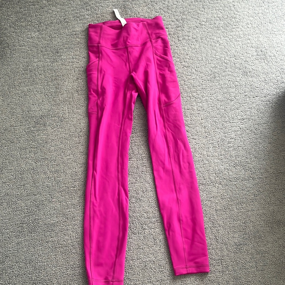 Hot pink lululemon leggings